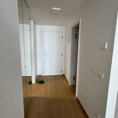 Sky Park By Zaha Hadid- Modern With Garage Apartamento *