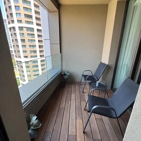 Sky Park By Zaha Hadid- Modern With Garage براتسيلافا