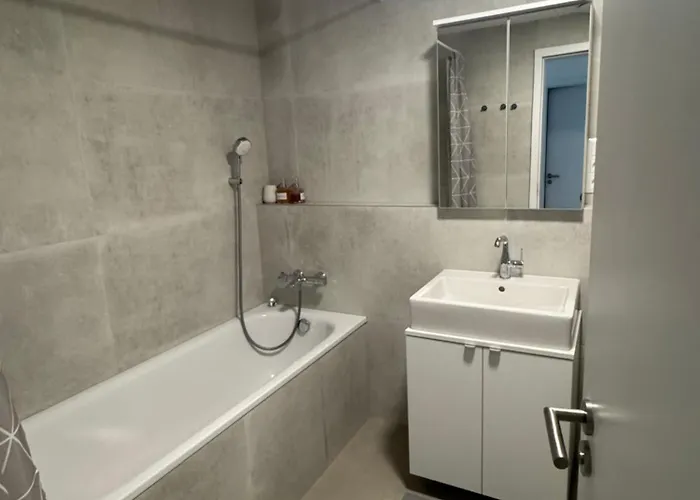 Sky Park By Zaha Hadid- Modern With Garage شقة *