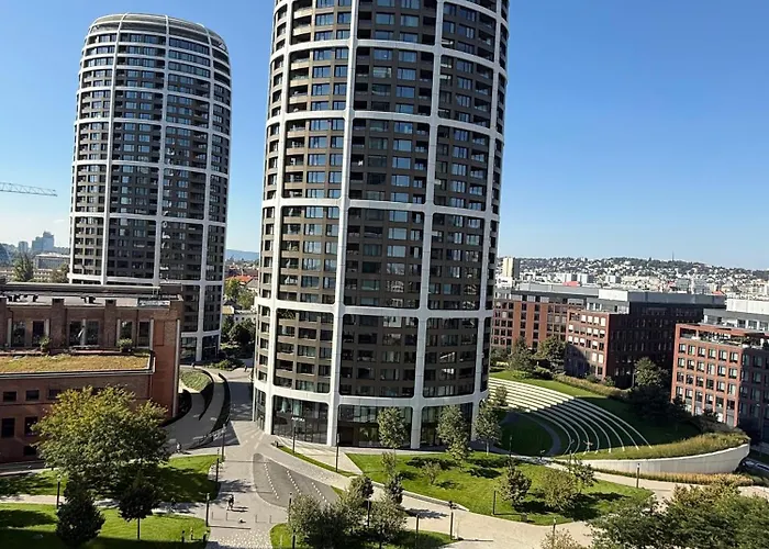 Sky Park By Zaha Hadid- Modern With Garage * براتسيلافا